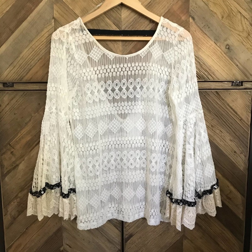 By Together White Lace Top Sz L